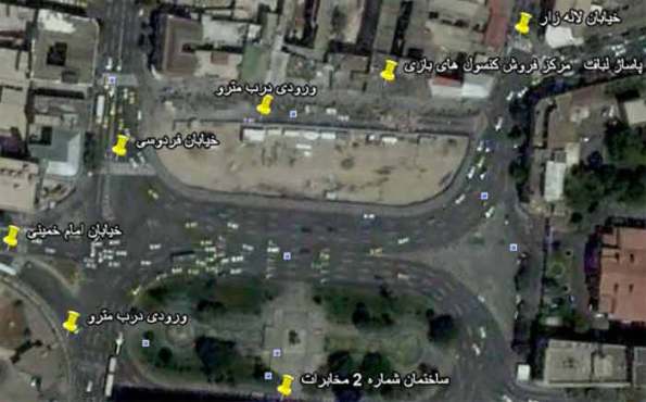 عکس ماهواره ای پاساژ لباف واقع در میدان امام خمینی از گوگل ارت